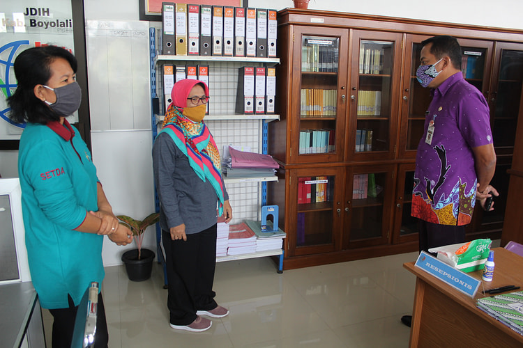 Kunjungan tim JDIH Biro Hukum Provinsi Jawa Tengah ke JDIH Bagian Hukum Kabupaten Boyolali